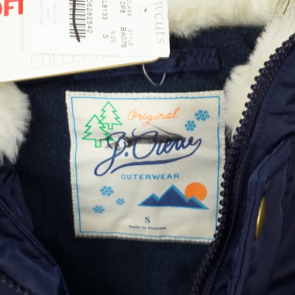 New CREWCUTS JCREW Size S Boys Fishtail Parka with Eco-Friendly PrimaLoft NAVY - Picture 5 of 5